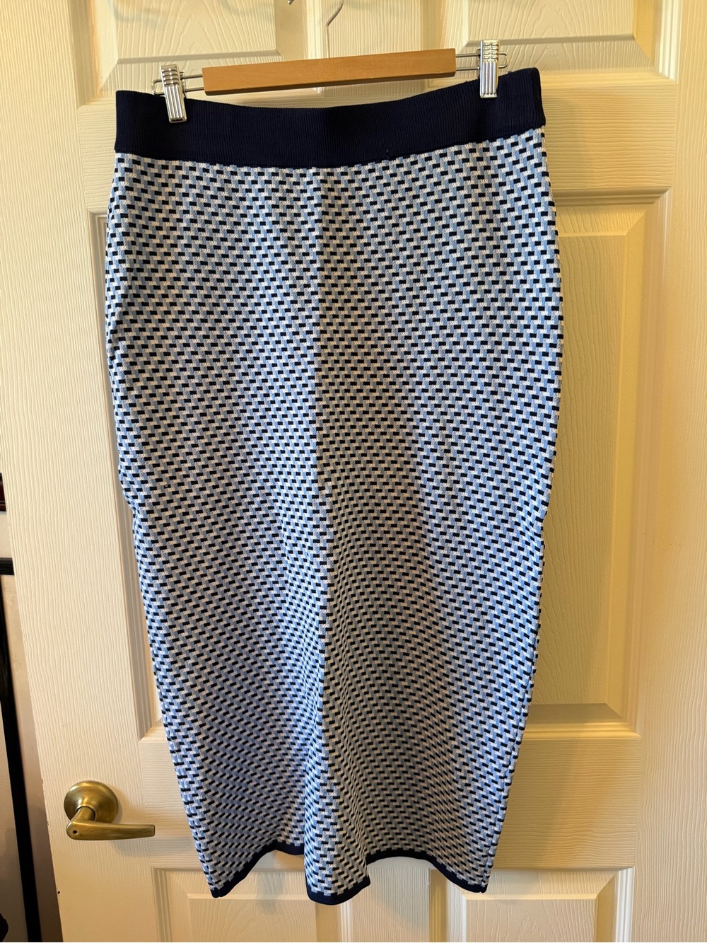 eva mendes for New York & Company Navy and White Knit Midi Pencil Skirt
